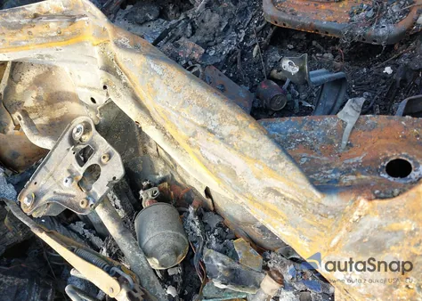 2017 Volvo Xc60 T5 Inscription из США, поврежденный, VIN YV440MRU9H2154878